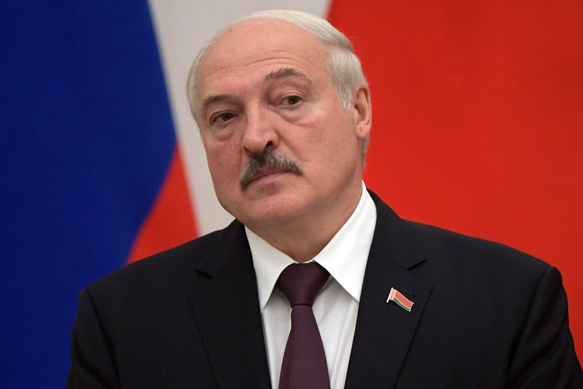 У в'язницю на 12 років: Лукашенко підписав репресивний закон, щоб уберегтися від санкцій