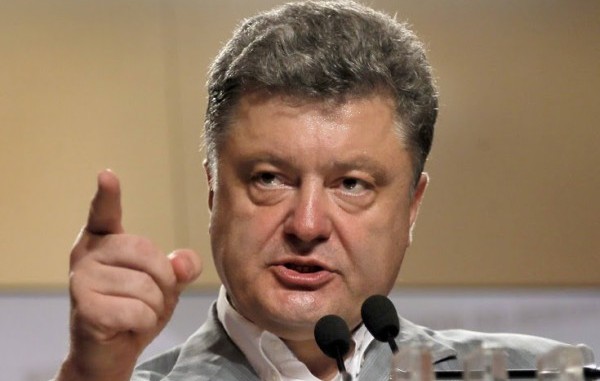 Порошенко: Россия захватила около 70% украинского флота в результате преступной аннексии Крыма 