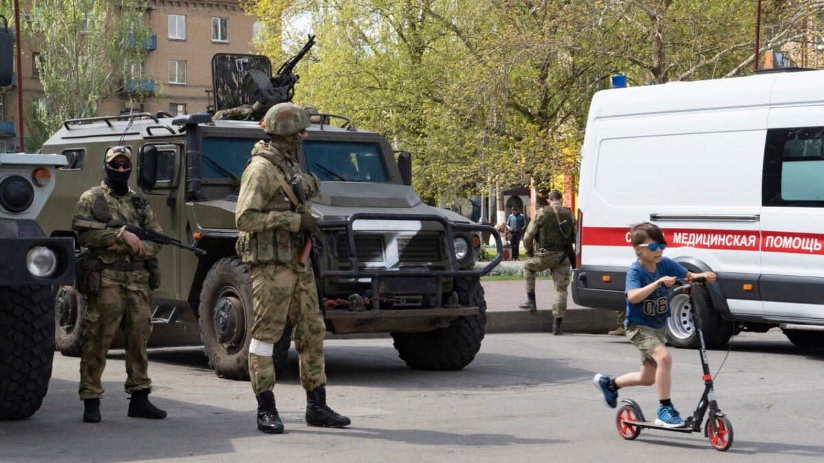 ​В Мелитополь из Пятихаток прибыло два автобуса с оккупантами: один сразу же взял курс на морг – СМИ