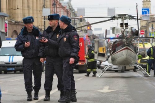 Взрыв в метро Санкт-Петербурга совершил террорист-смертник - СМИ