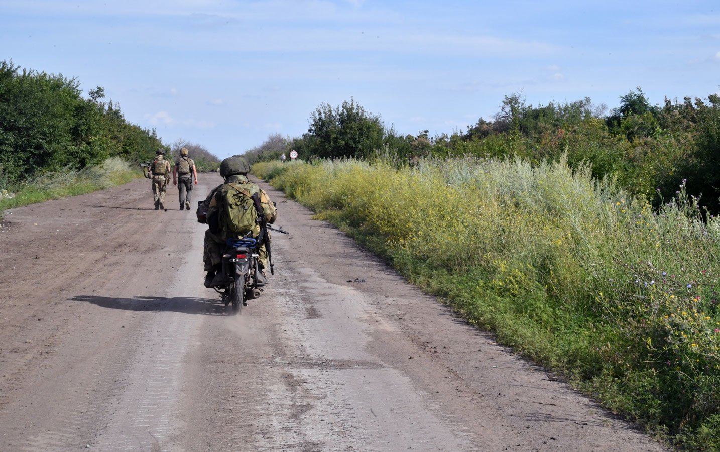 Окупанти наступали на Вугледар за допомогою байків: для ЗС РФ усе закінчилося "кривавою бійнею" – Forbe