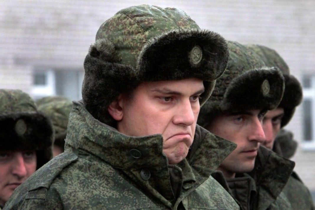 ​Под Кременной подразделение ВС РФ по ошибке взяло штурмом свои позиции: "Залетели на БМП, жесткий бой"