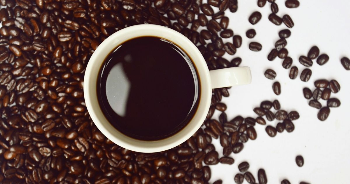 Как влияет кофе на риск преждевременной смерти, и сколько чашек в день рекомендуют эксперты 
