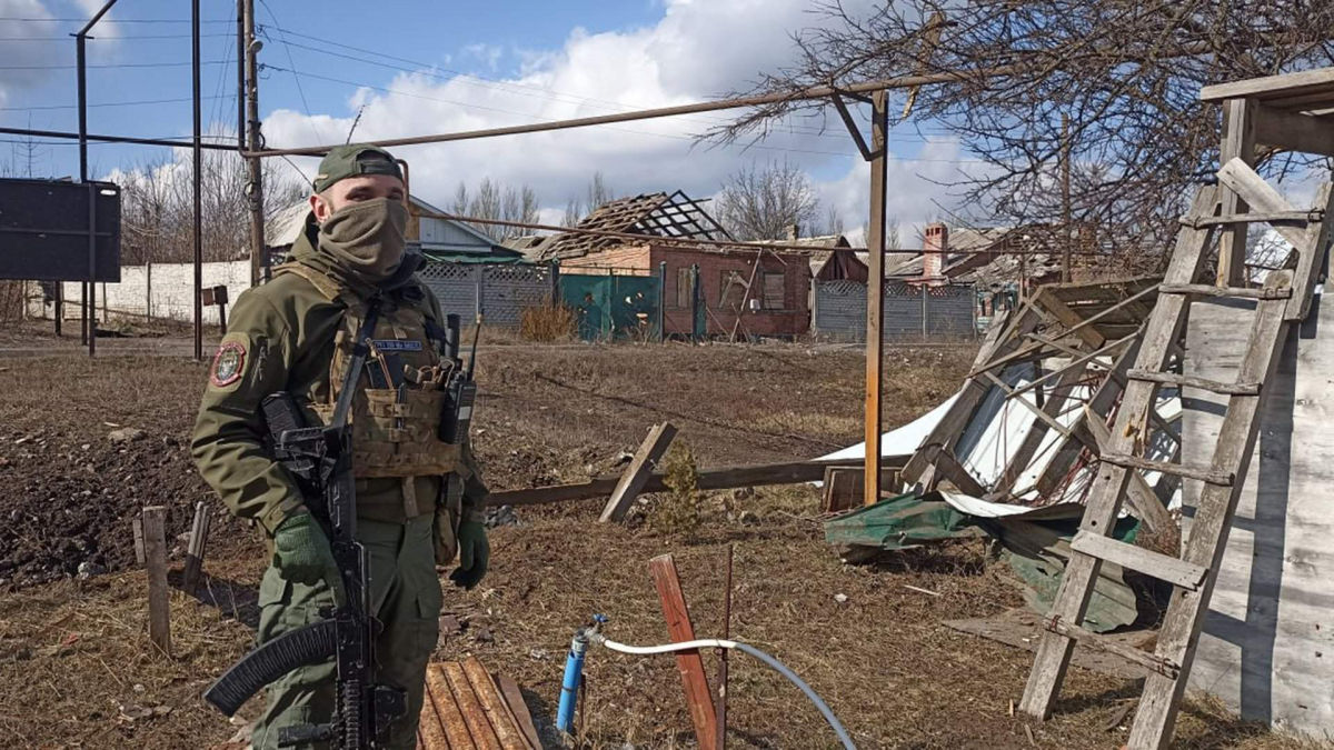 ​Враг возводит в Бахмуте три линии обороны: боец НГУ озвучил планы противника