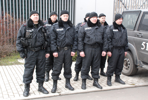 На улицы Днепра вышли 500 патрульных