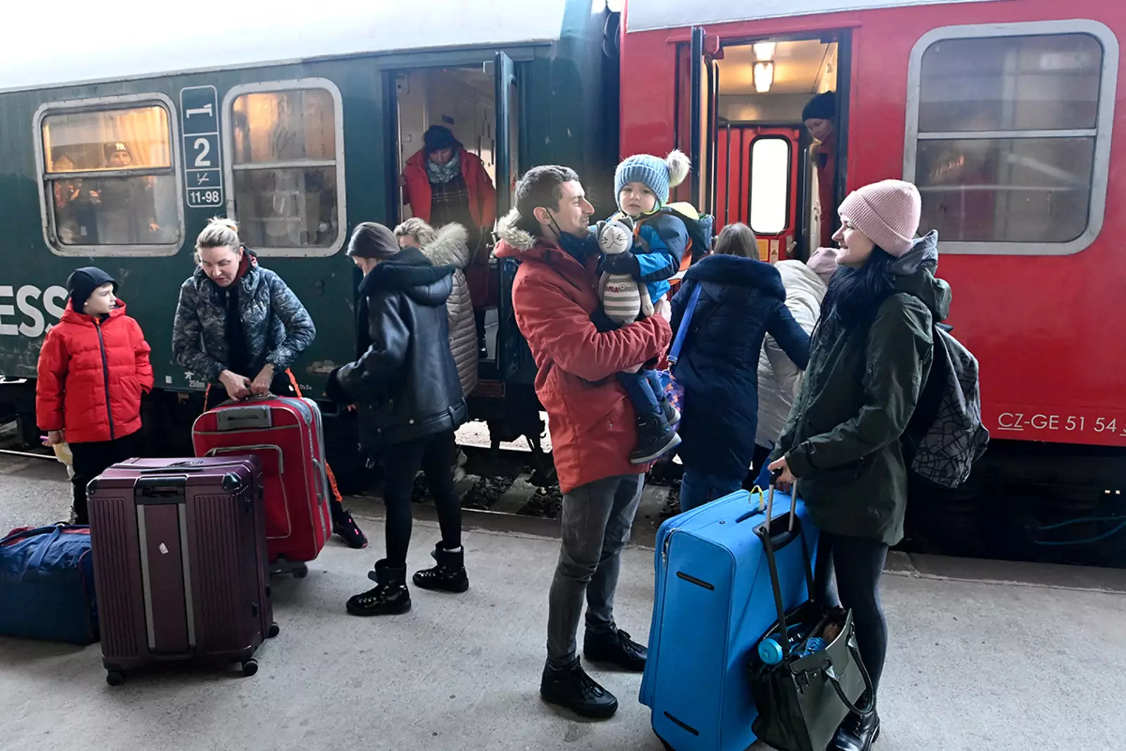 Украинские беженцы начали приносить Чехии экономическую выгоду