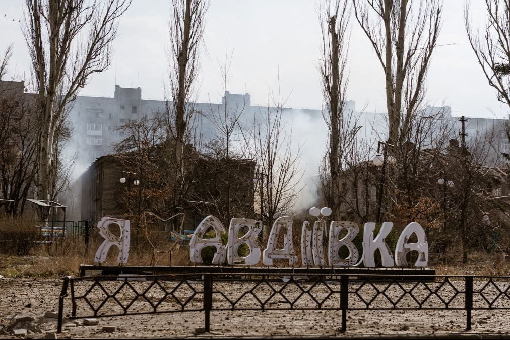 ​В Авдеевке первая ночь без ракетных атак: армия Путина после разгрома резко снизила активность