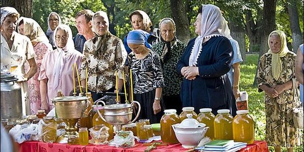 Медовый Спас: что нужно на праздник освятить в церкви, а с чем в храм категорически нельзя заходить