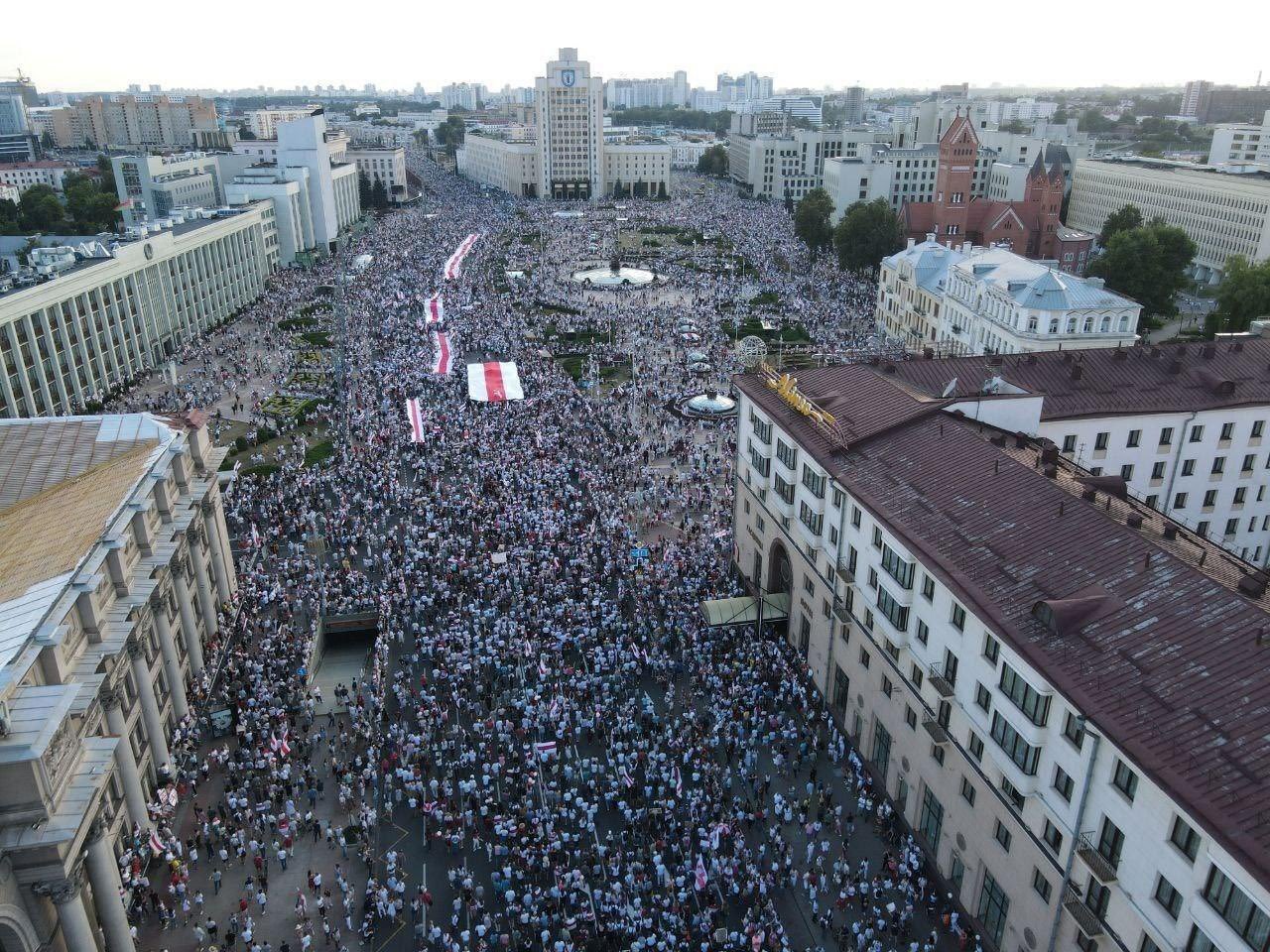 Белорусские католики выступили против ОМОНа из-за жестоких действий в костеле