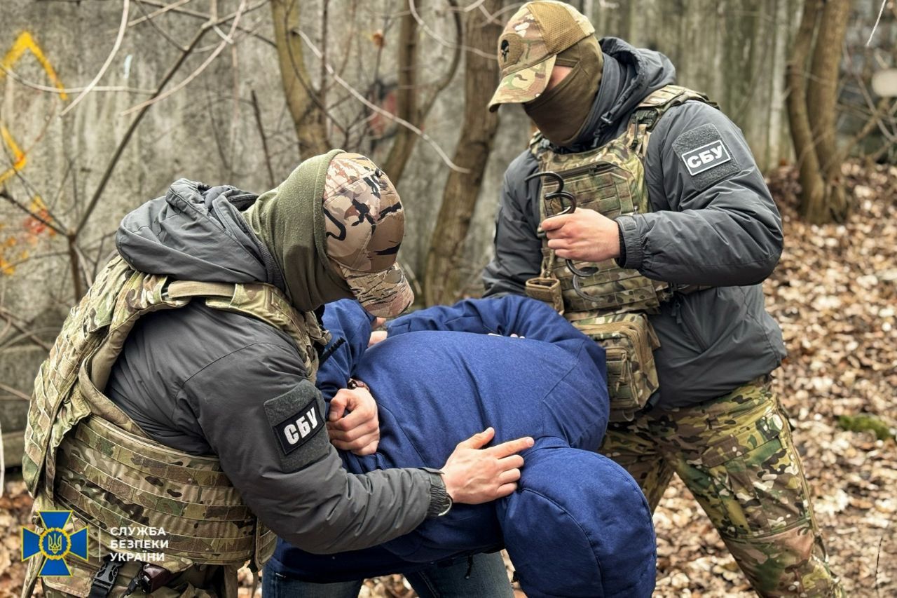 Затримано двох зрадників: сприяли обстрілу Слов’янська та Краматорська для армії РФ – СБУ