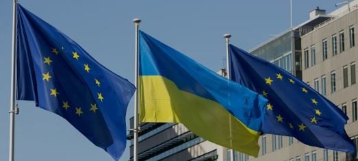 Украина получила от ЕС первый транш доходов от замороженных активов РФ: на что пойдут деньги