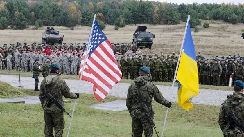 "На 100 километров вдоль украинской границы", – Костенко о войсках НАТО в Украине