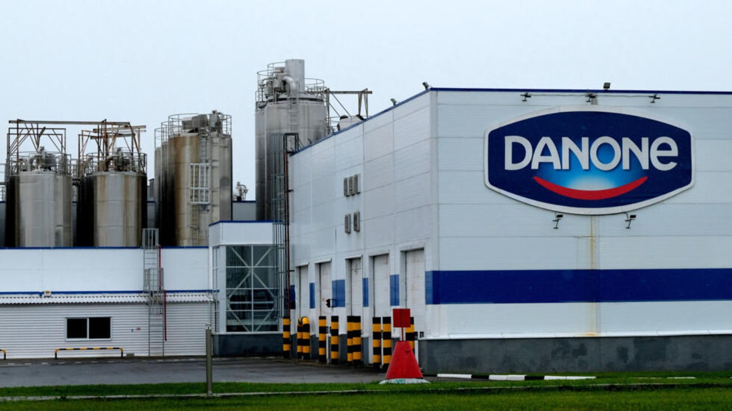 ​Продажа активов завершена: с российского рынка уходит крупный производитель продуктов питания Danone