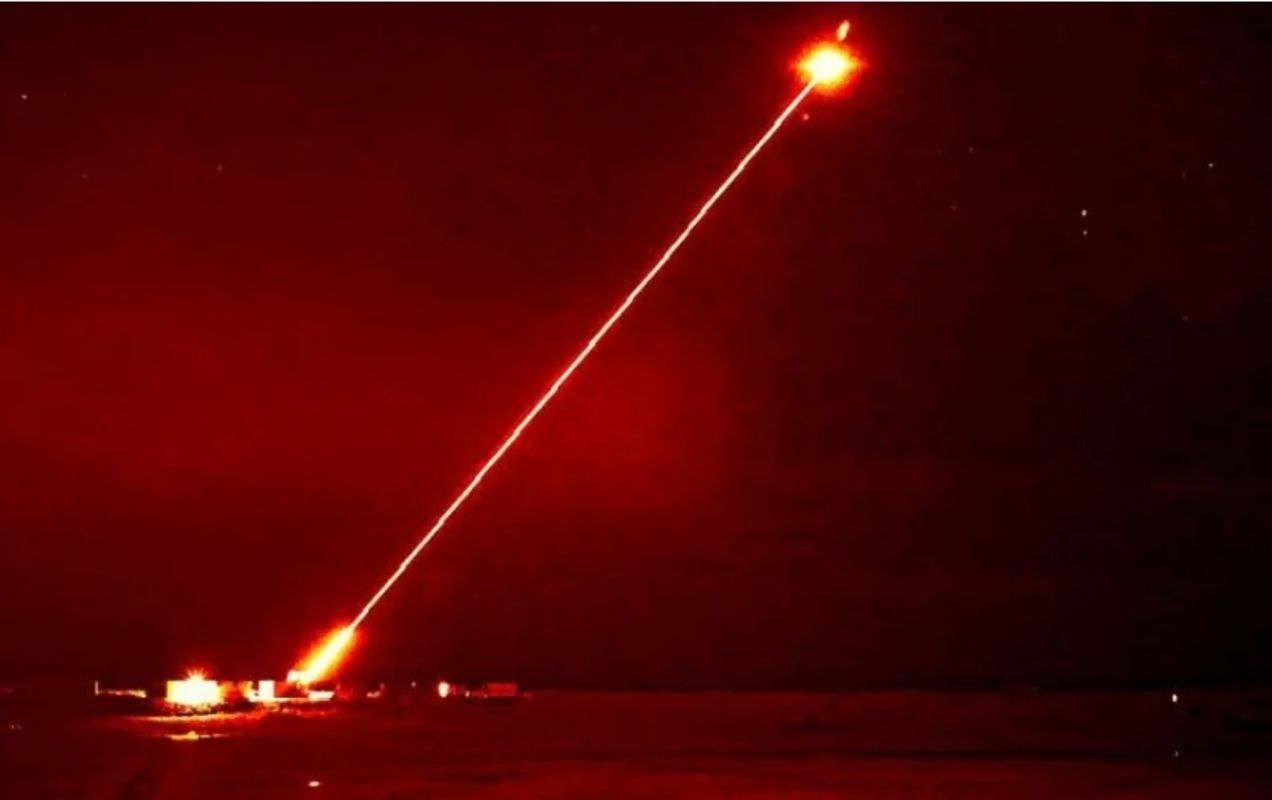 Лазерна зброя Великої Британії DragonFire незабаром може почати знищувати БПЛА РФ в Україні