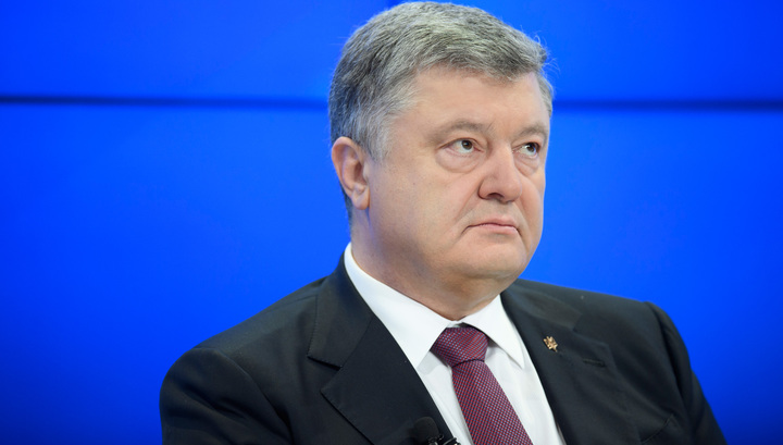 Петр Порошенко рассказал, жалеет ли он о том, что закрыл "ВКонтакте" и "Одноклассники"