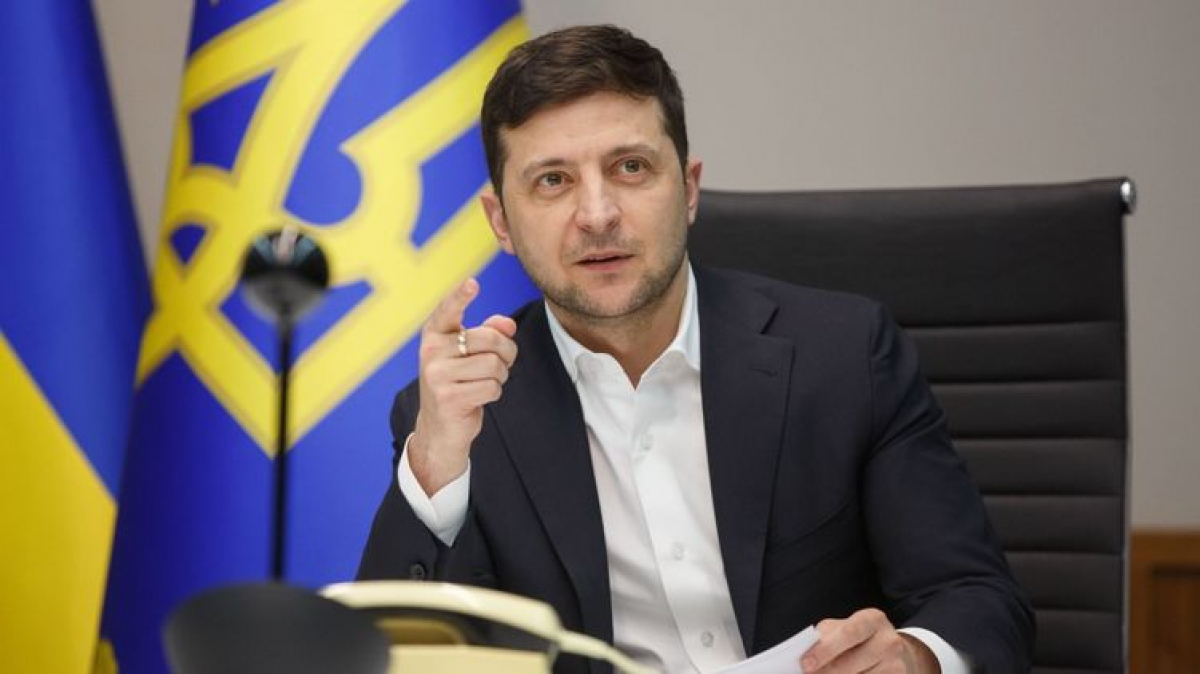 Зеленский сообщил еще одну важную новость: президент выступил с новым обращением к украинцам, кадры