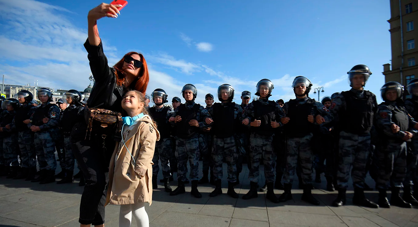 Митинги по разрешению: в России в очередной раз хотят жестко надругаться над жителями