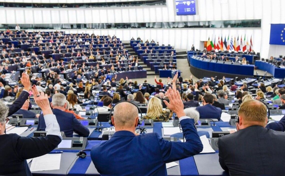 Підтримка України у війні з РФ: євродепутати ухвалили важливу резолюцію