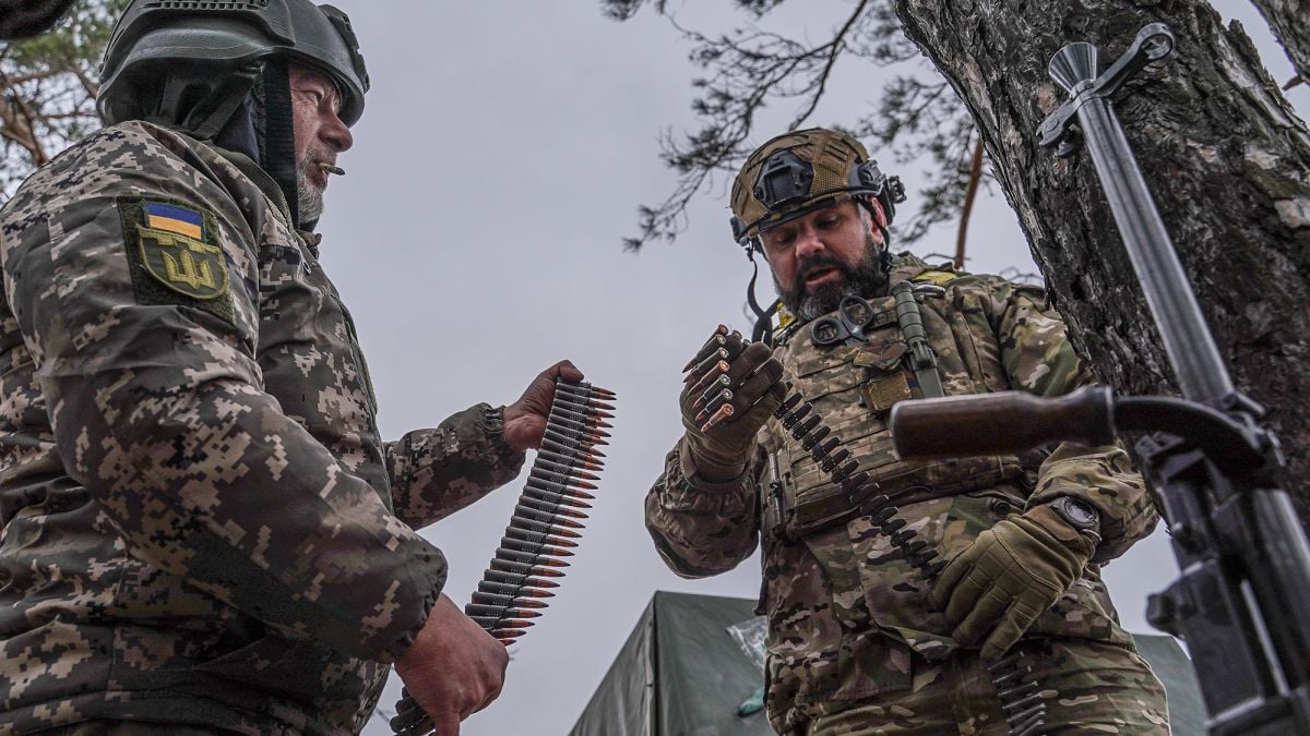 ​Армия Путина и ВСУ на Курщине одновременно, но с разным успехом, перешли в наступление – Forbes