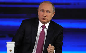 "Путин, когда вы уйдете в отставку?" - ТОП-5 смелых вопросов хозяину Кремля на "Прямой линии"