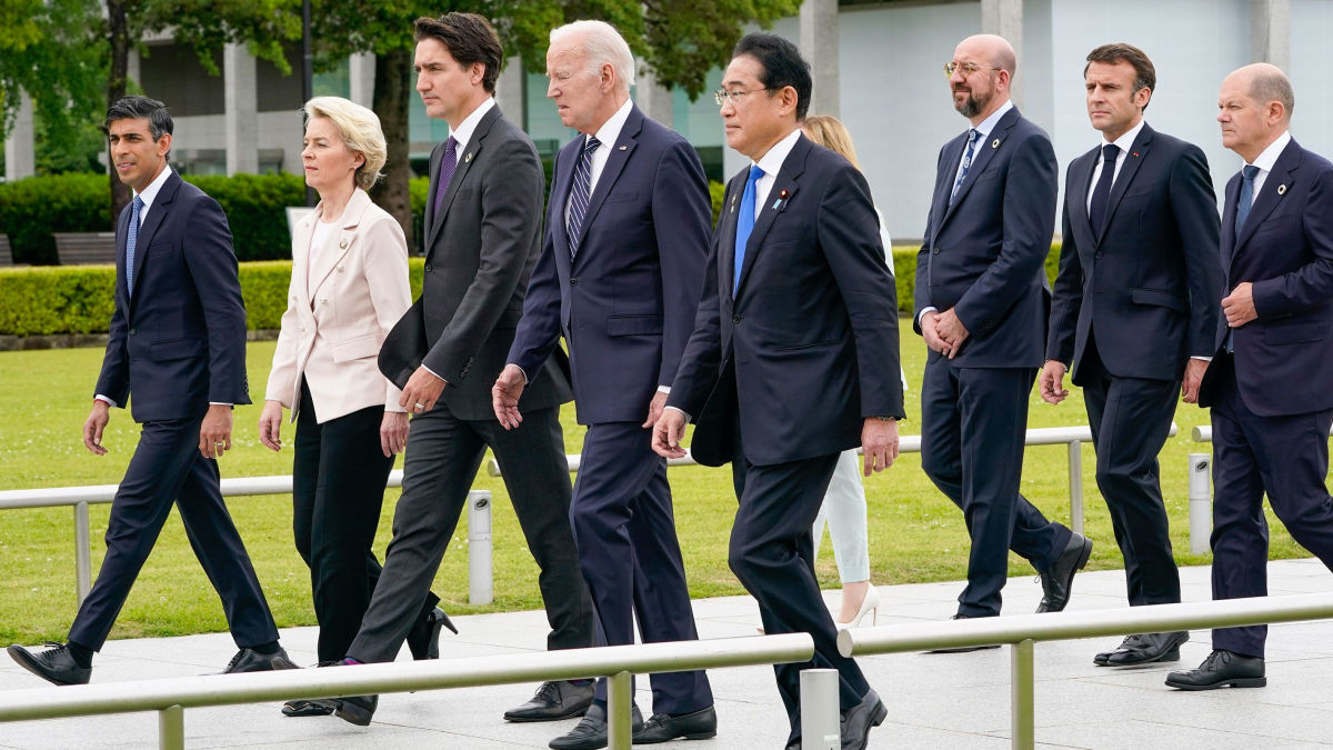 Тягнути більше не можна: Байден дав нові вказівки G7 щодо заморожених активів РФ – ЗМІ