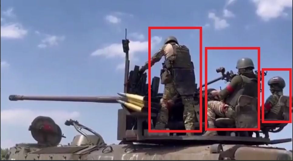 Снаряд изнутри разорвал российскую пушку "С-60" вместе с экипажем из троих россиян: появилось видео