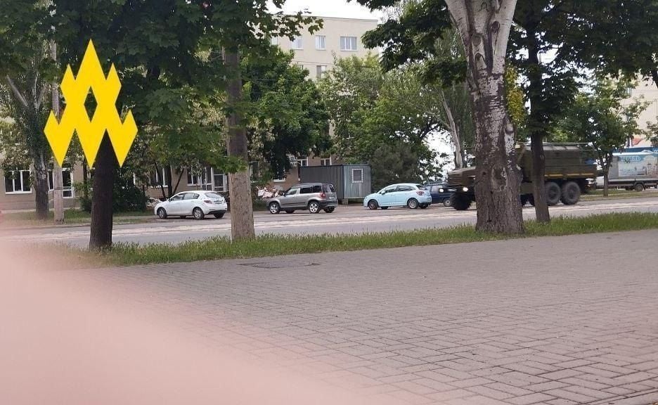 Оккупанты, напуганные успехами ВСУ, оголили защиту Мариуполя, перебросив ЗРК в Крым