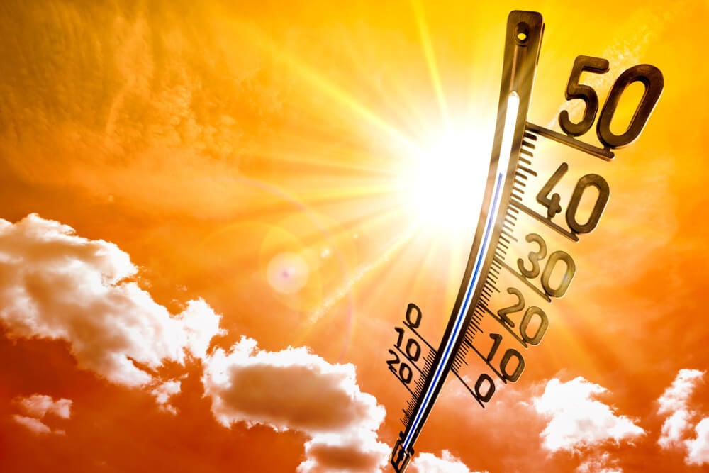Завтра в Украине жара +37: в каких областях будет самое сильное пекло