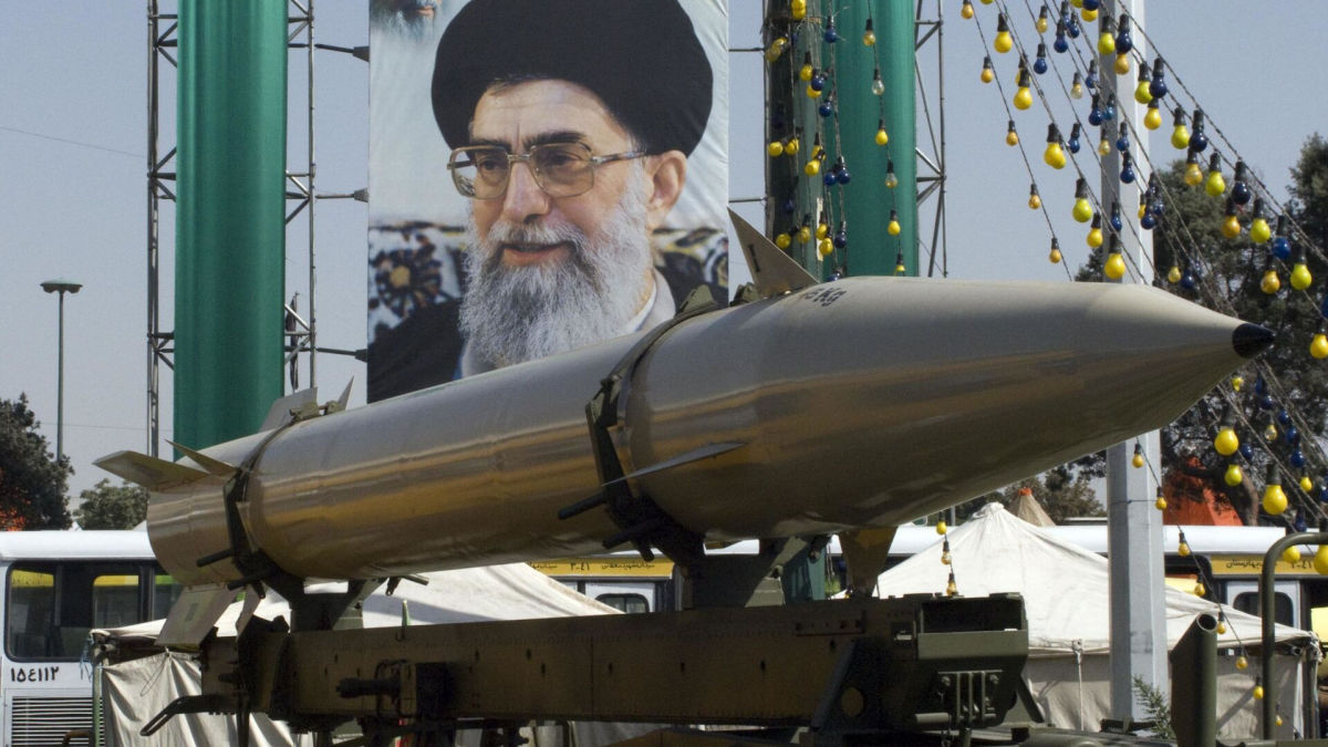 Иран передал администрации Байдена послание с угрозами на фоне ожидающейся атаки на Израиль - AXIOS