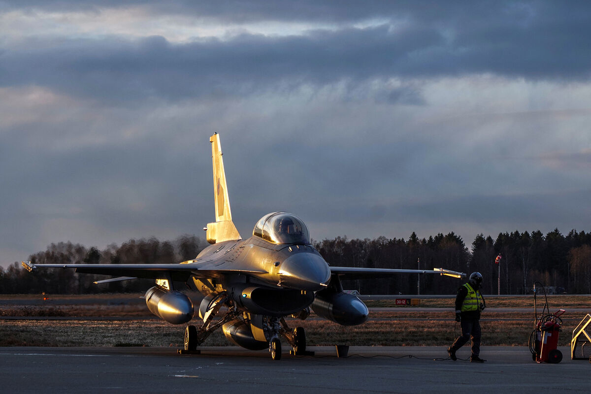 У Повітряних силах відреагували на "запізнення F-16 на півроку"