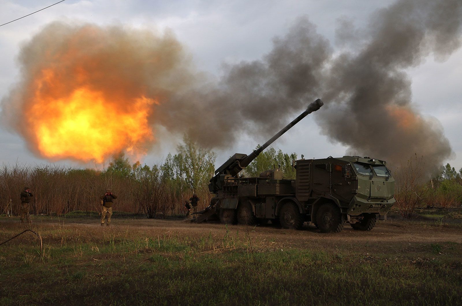Західна військова допомога вже в Україні: бійці з 92-ї ОМБр про ситуацію на Харківщині – Reuters