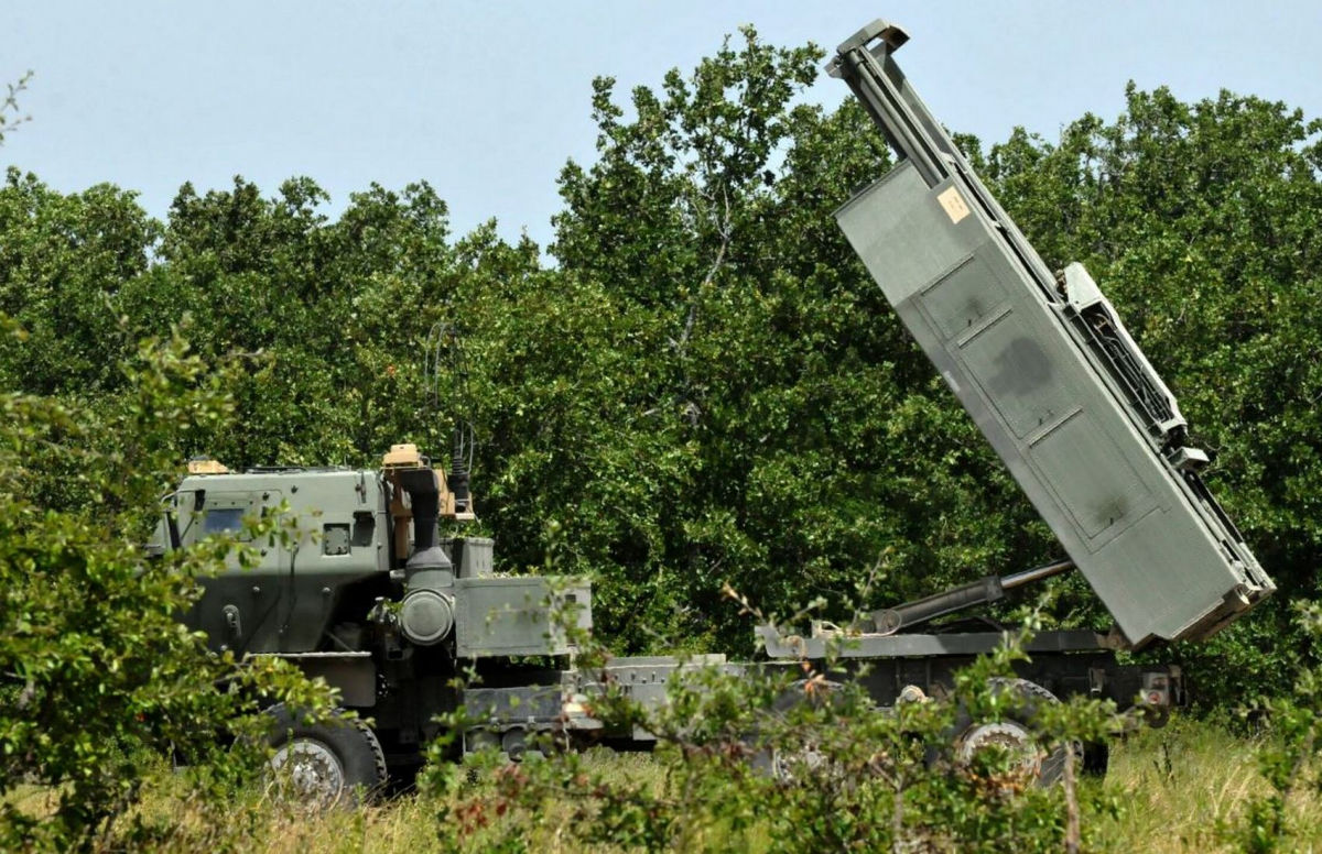 Мінус 50 окупантів: на Донбасі HIMARS завдав удару по полігону ЗС РФ – ЗМІ публікують кадри