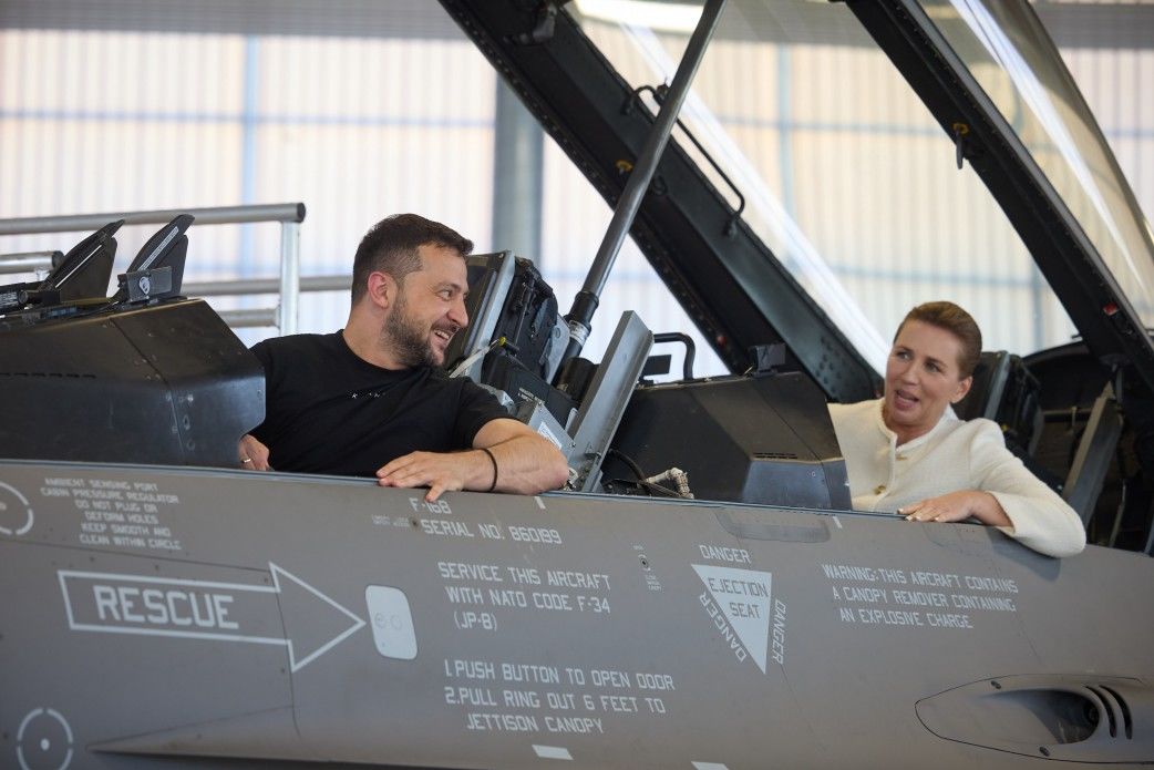Зеленский о F-16 для Украины: "Это очень серьезное количество самолетов"