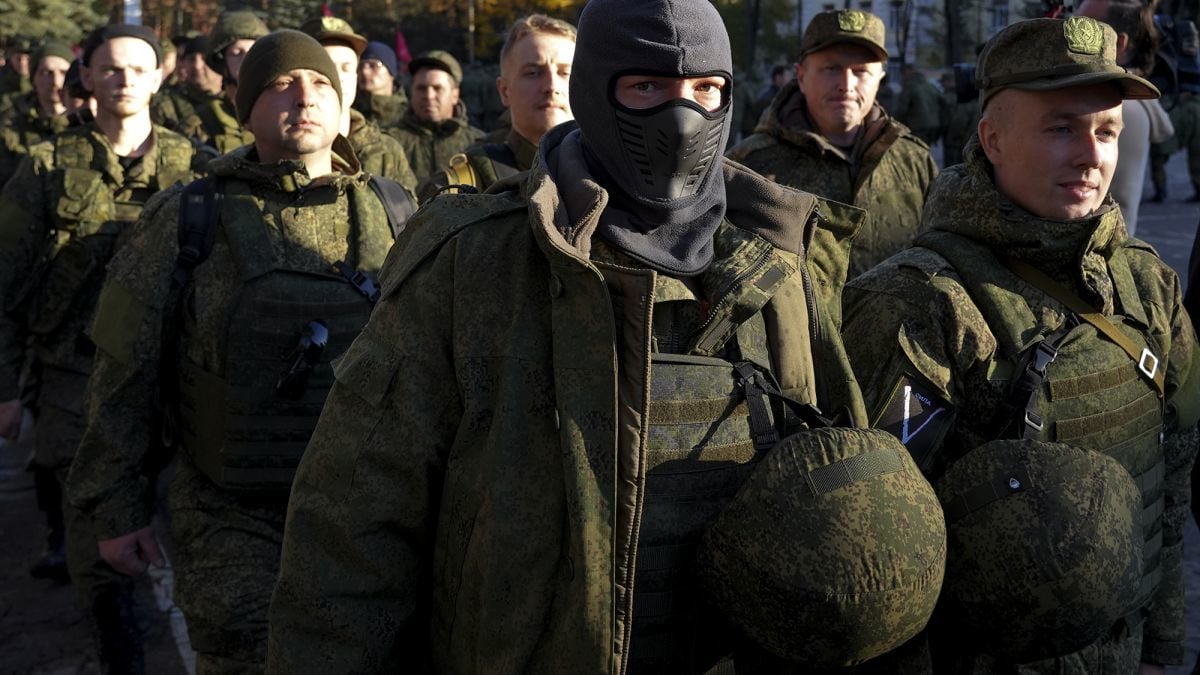 Кремль хочет загнать в армию всех россиян – для этого используют работодателей