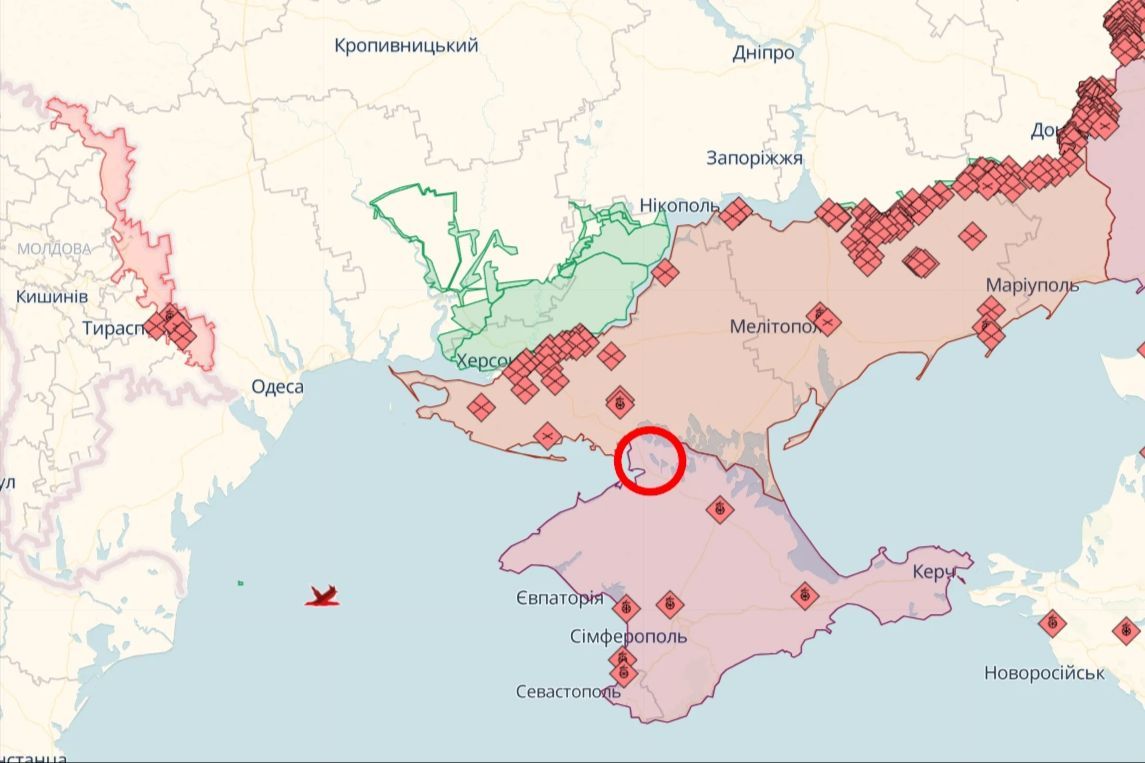 ​Крым ночью всколыхнул взрыв: очевидцы сообщают о детонации у стоянки С-300