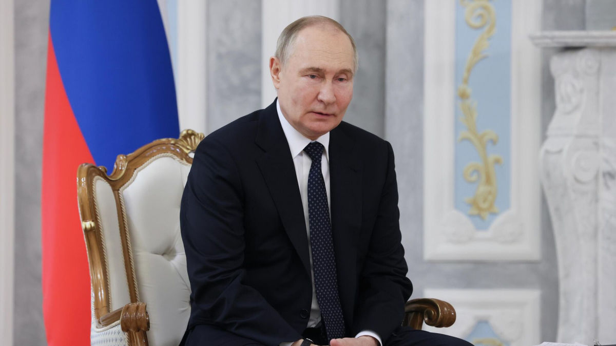 Путин повторил мантру о "готовности к переговорам", но отказался признавать легитимность Зеленского 
