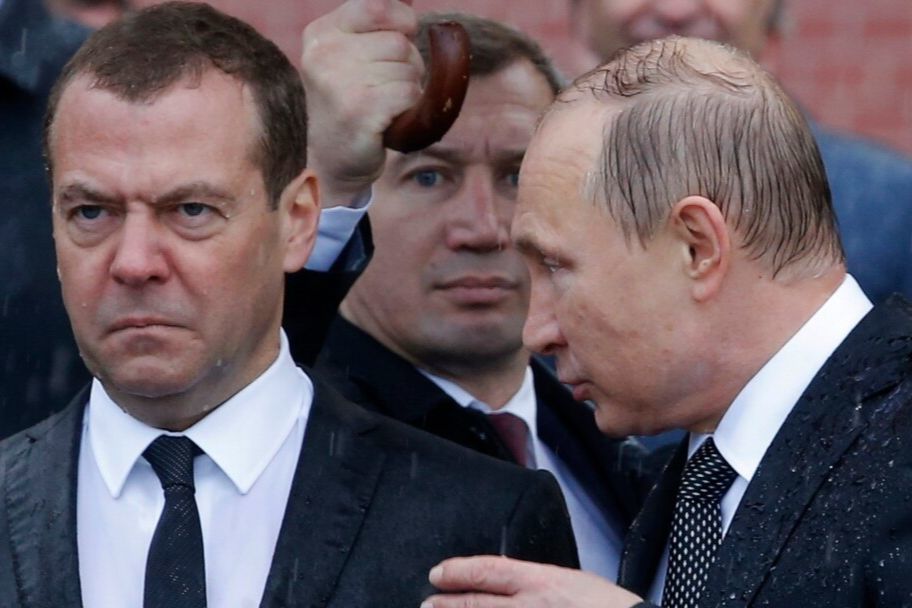 "Получит свою долю радиоактивного пепла", - Медведев угрожает Польше ударом