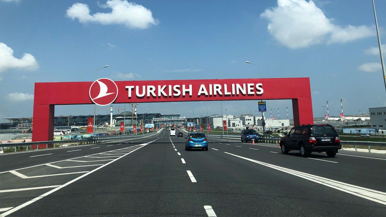 Россиянам начали массово отказывать в перелетах в Мексику: в турецкой авиакомпании озвучили причины